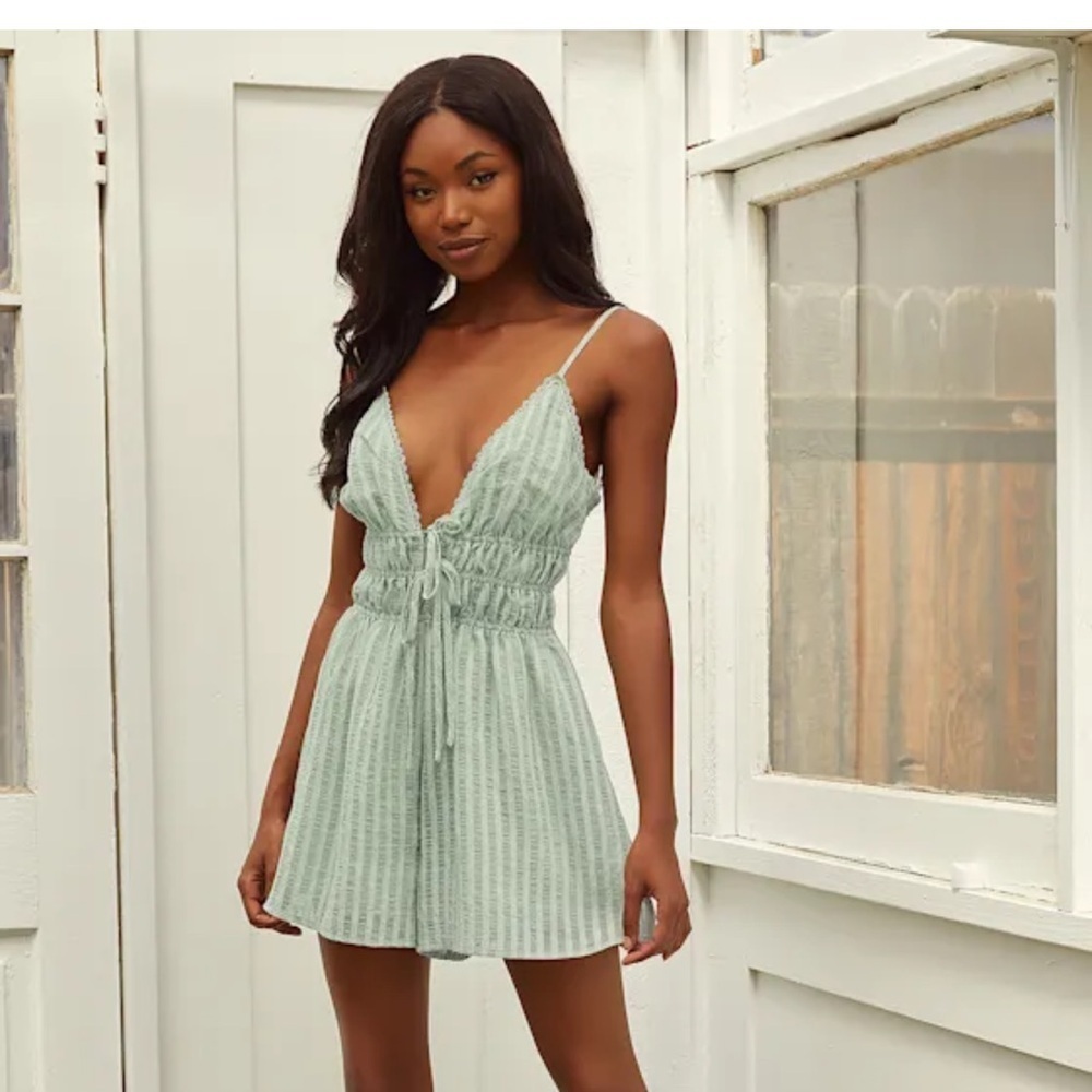 LULUS Feel Inspired Sage Green Striped Sleeveless Romper size large size large